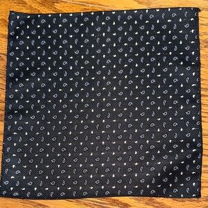 Brand New Black &  White Paisley Pocket Square with silver metallic‎ thread